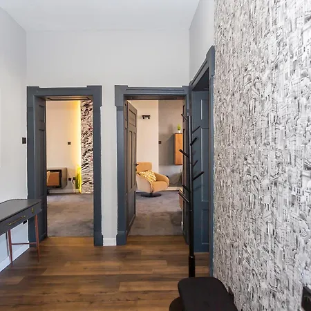 Urban Elegance * Sofia